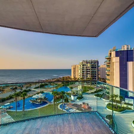 - Punta Prima Sea Senses 公寓